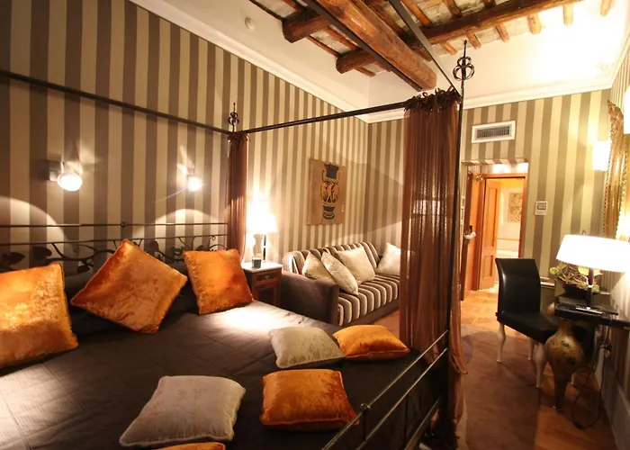 The Inn At The Spanish Steps
